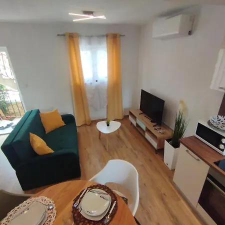 Jal Apartment