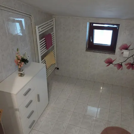 Apartman Jal