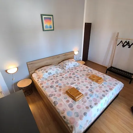 דירה Jal רוביני