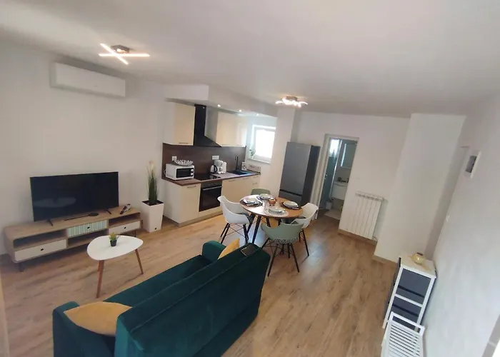 דירה Jal רוביני