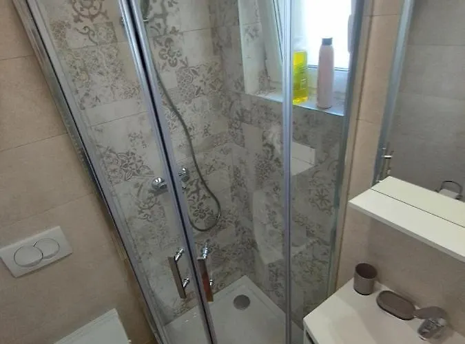 דירה Jal רוביני