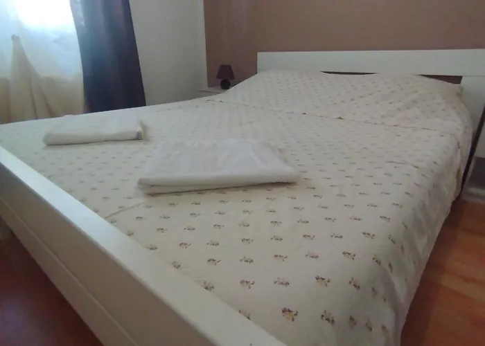 Διαμέρισμα Jal Ρόβινι