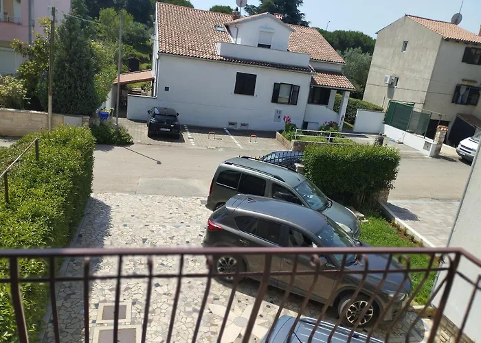 Jal דירה רוביני